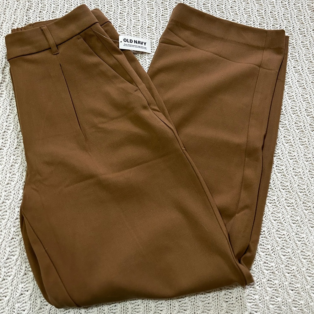 Old Navy Extra High-Waisted Pleated Taylor Trouser Wide-Leg Pants